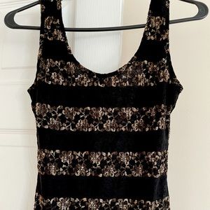 Beautiful Black And Gold Lace sleeve less dress